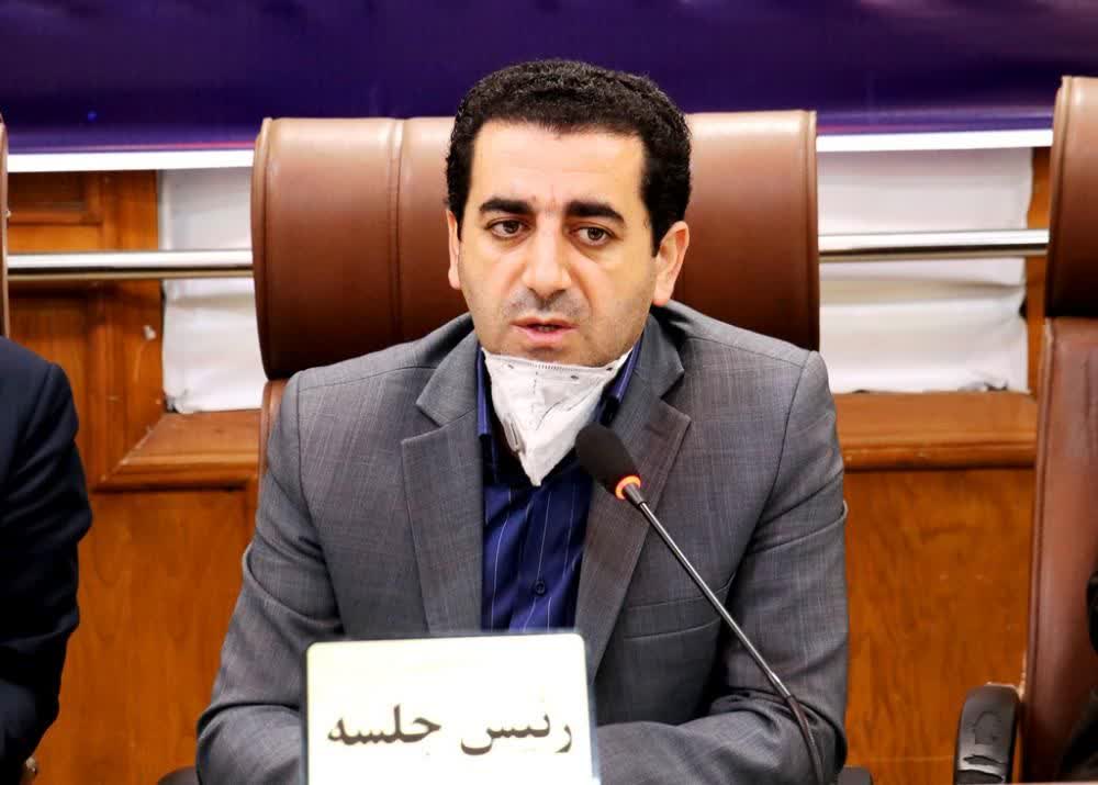 معاون سیاسی امنیتی فرماندار تاکید کرد:  لزوم همکاری عمومی و پرهیز از رفت و آمد غیر ضرور تا کنترل کامل کرونا