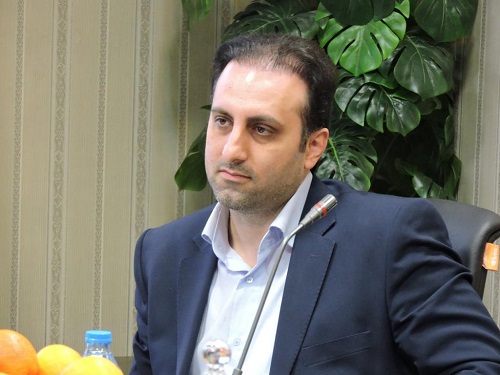 مدیر کارگزاری نواندیشان سرمایه شعبه گیلان خبرداد:   لزوم بهره گیری دولت از اهرم های انگیزشی برای ورود شرکت های خصوصی به بورس