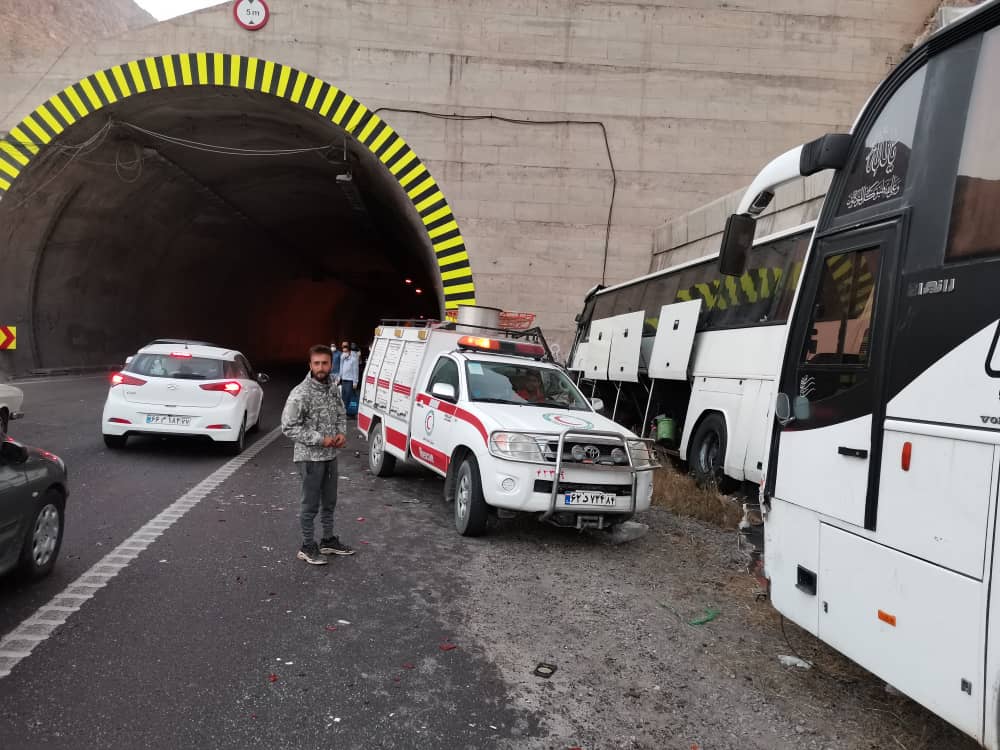 بی احتیاطی در جاده های گیلان  باعث مرگ یک نفر شد