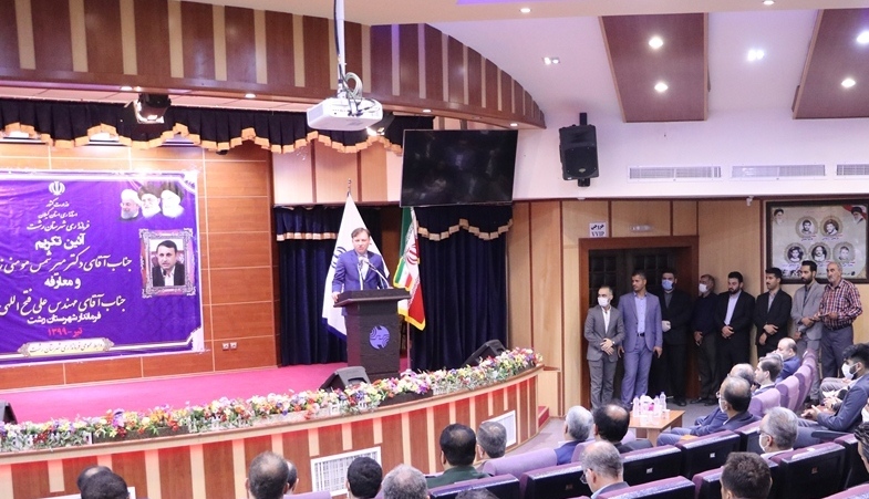 استاندار گیلان در جلسه شورای اداری رشت با موضوع تکریم و معارفه فرمانداران سابق و جدید این شهرستان مطرح کرد: اهتمام دولت  دوازدهم به ساماندهی پروژه های اولویت دار
