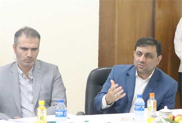 جلسه رسیدگی به مشکلات شرکت ایران پوپلین با حضور مدیرکل تعاون، کار و رفاه اجتماعی گیلان