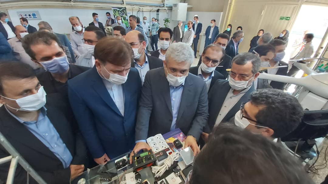 افتتاح سوله های کارگاه های شرکت های فناور در مجتمع فشتام رشت
