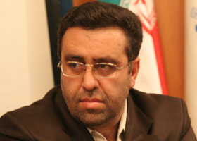 اصلاح‌طلبان باید به خودشان بیایند و در زمین بازی رقیب قرار نگیرند