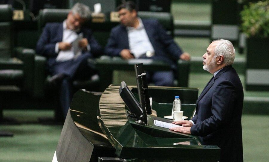 حمله به ظریف در مجلس/ ظریف: از مهمان نوازی شما ممنونم