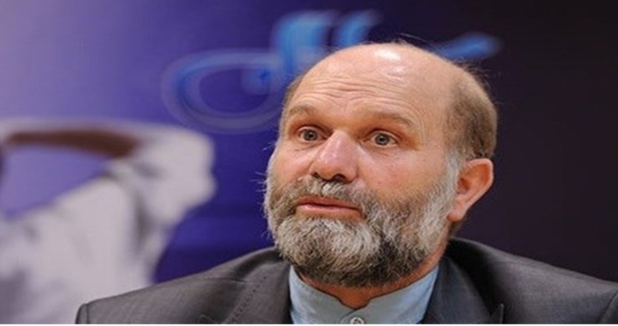 جایگاه عبداله نوری بالاتر از این است که جایگزین عارف شود