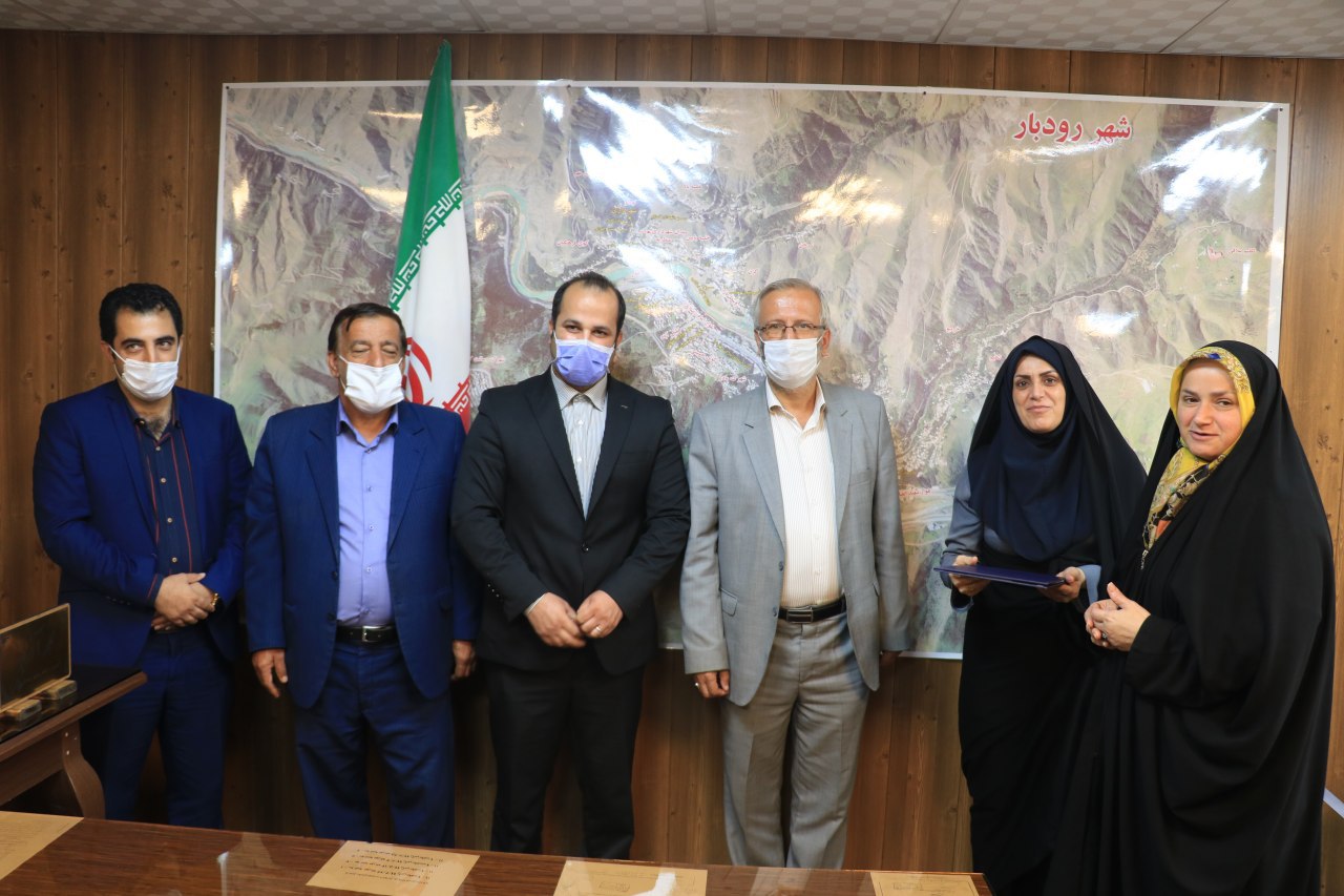تجلیل از خبرنگاران توسط مدیریت شهری شهرستان رودبار