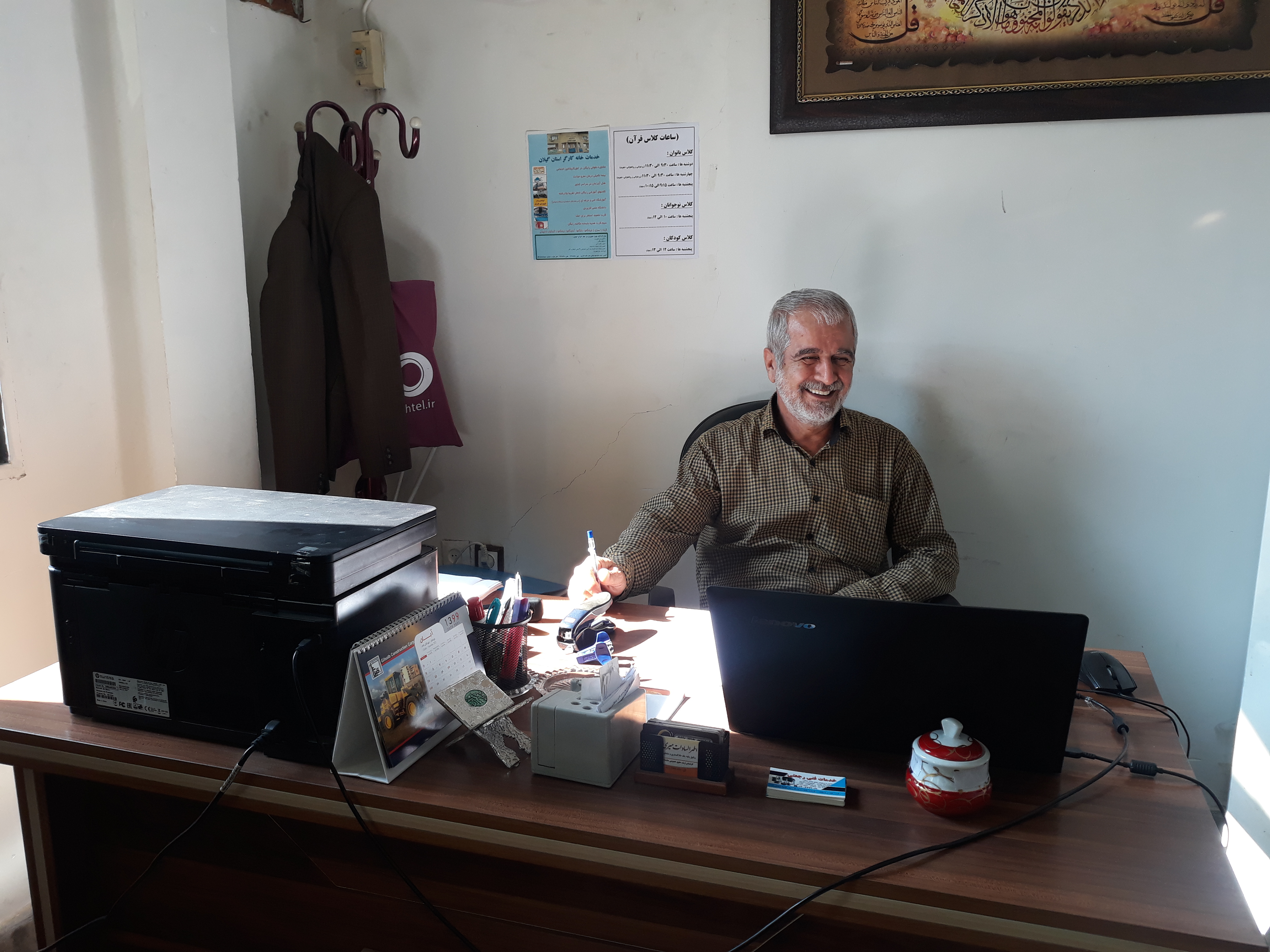 خواسته ما از دولت و مجلس این است که با اختصاص بن کارگری رونق را به سفره کارگران برگردانند