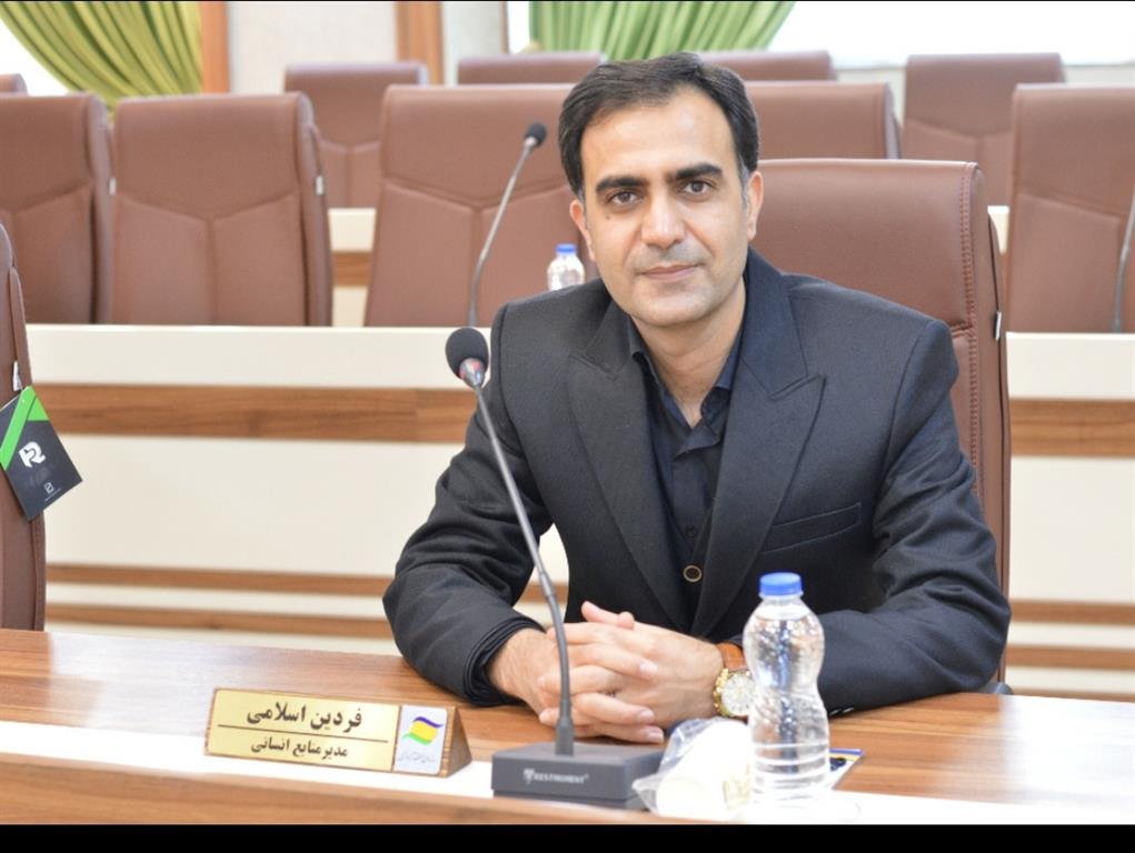 برگزاری ۱۵۶ ساعت برنامه آموزشی در قالب ۱۴ دوره برای ۲۴۰ نفر از کارکنان سازمان منطقه آزاد انزلی