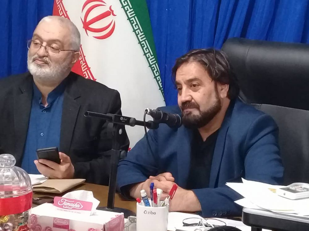 حل معضلات و پرداخت بدهی های کلان شهرداری ، تبدیل وضعیت نیروهای شرکتی به قراردادی ، پرداخت به موقع حقوق و حداکثر اضافه کاری پرسنل  اولویت برنامه هایم  است