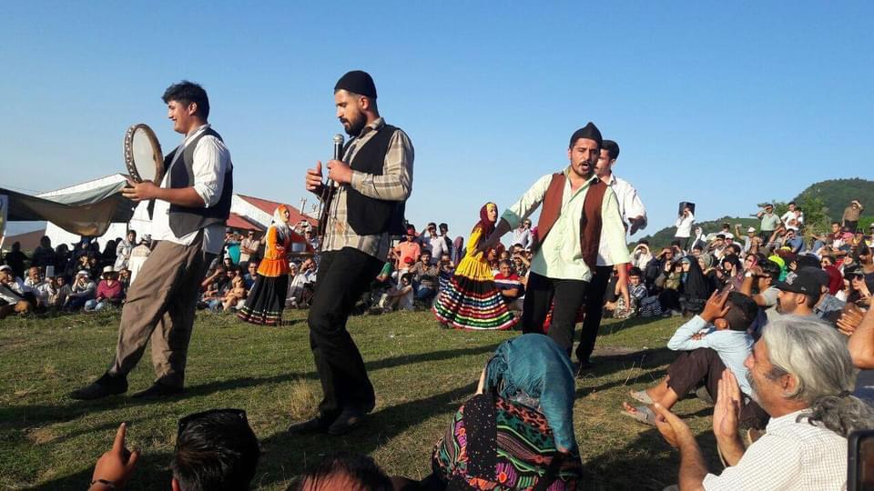 سال نو گیلک ها وگالش ها که از هر بهانه ای، شادی می آفرینند