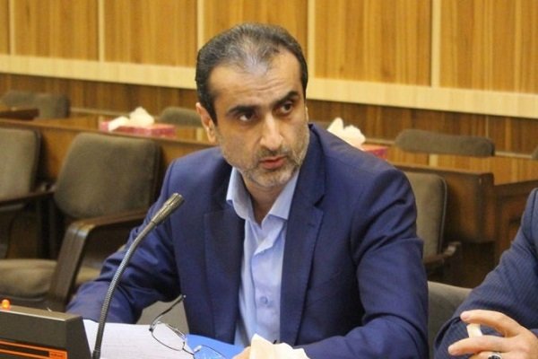 علت عدم ابلاغ حکم احمدی از سوی وزارت کشور چه بود؟ استعفا یا عدم تایید صلاحیت؟