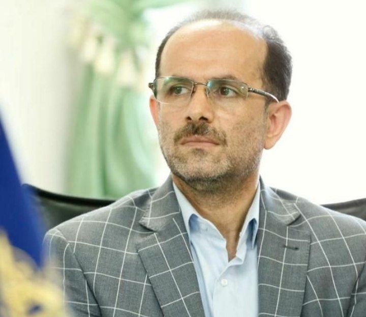 آقای استاندار برای مبارزه با فساد اداری اولین گام تغییر مدیران فاسد است