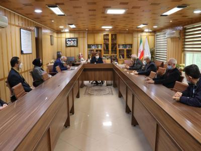 کارگران ستون اقتصادی جامعه هستند