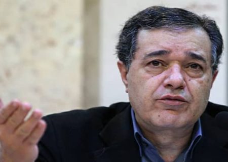 ضربه بر پیکر نیمه‌جان دموکراسـی