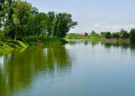 تالاب عینک رشت ،بزرگ ترین تالاب شهری ایران در حال خشک شدن است