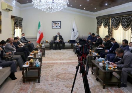 رسالت و جایگاه خبرنگاران به یک مراسم بسنده نشود