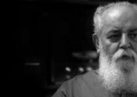 رأی دادگاه کلن به نفع انتقال پیکر هوشنگ ابتهاج به ایران