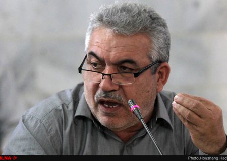 اگر وزیر کار و مدیرعامل تامین اجتماعی نمی‌توانند حقوق بازنشستگان را بگیرند، استعفا دهند