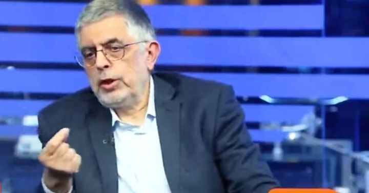 اگر بخواهیم رکن اصلی قانون را اجرا کنیم باید از همین در استودیو که در آن حضور داریم شروع کنند به گرفتن خانم ها