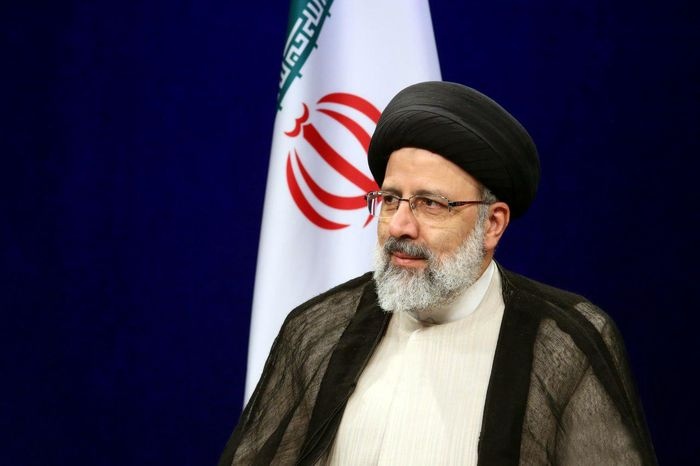 جریان فتنه نگران است که رئیسی کام ملت را شیرین کند