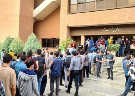 دانشگاه شریف دانشجویان معترض را ممنوع‌الورود کرد