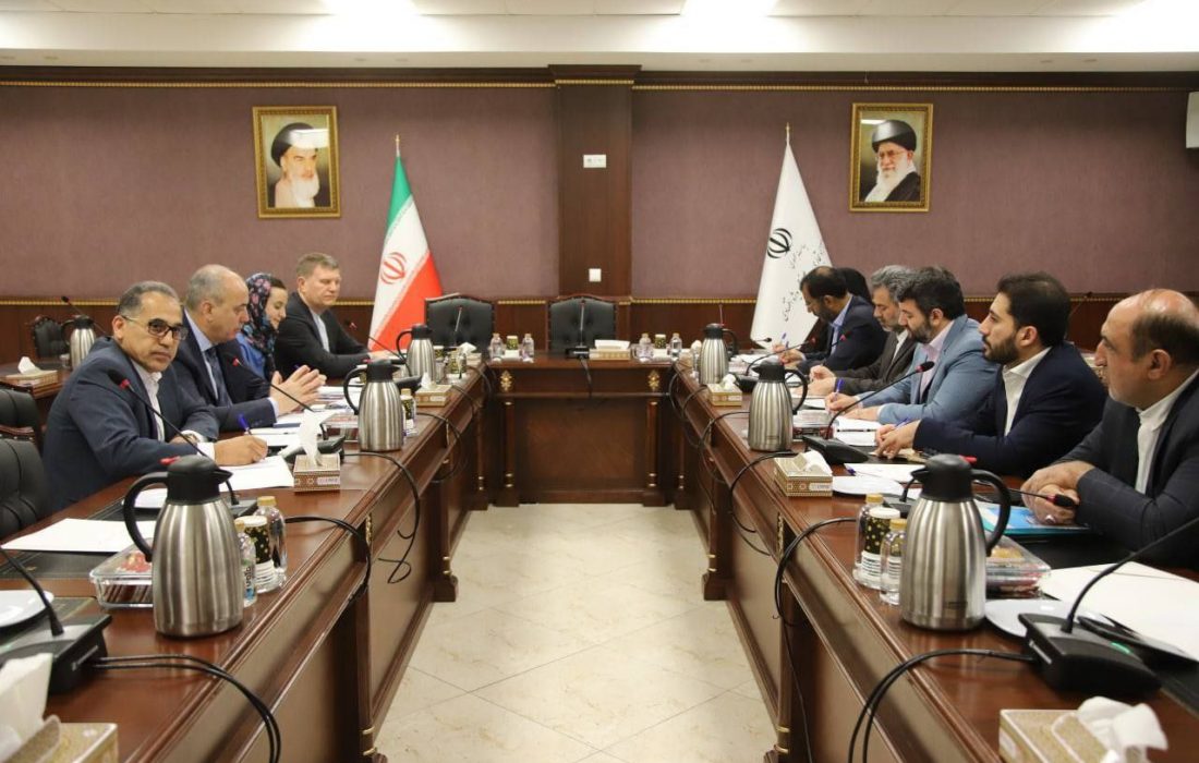 لزوم اقدام عملیاتی برای راه اندازی مناطق آزاد مشترک ایران و روسیه