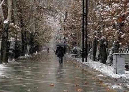 بارش باران و برف در راه گیلان