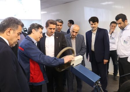 کارگران نقش محوری در موفقیت‌های اقتصادی کشور دارند