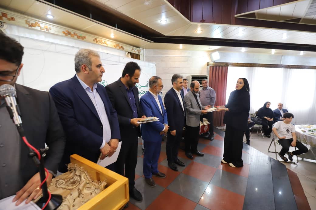 برگزاری مراسم تجلیل از خبرنگاران همزمان با روز خبرنگار