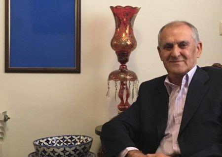 باید اعتماد ملت جلب و آشتی ملی اتفاق افتد۰