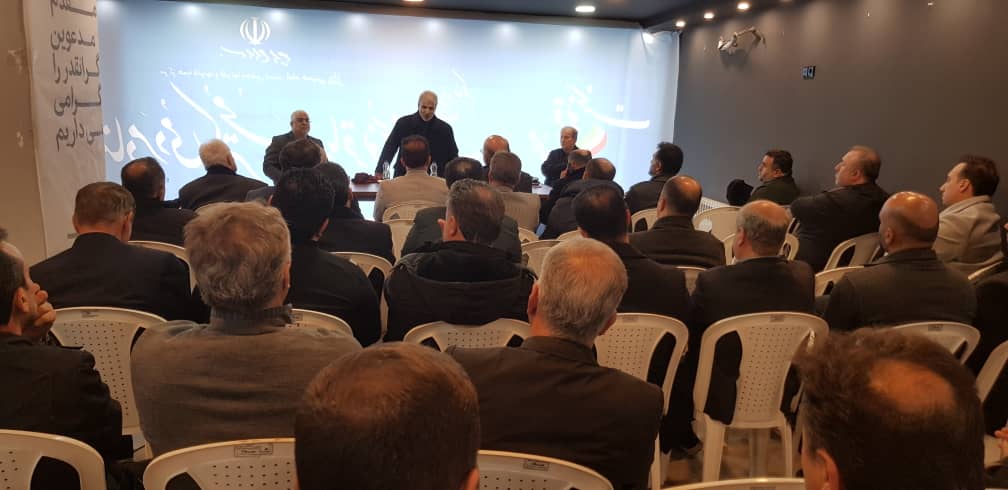 هیچ کس به اندازه من بهش ظلم نشد اگر قرار است کسی فعالیت نکند من هستم