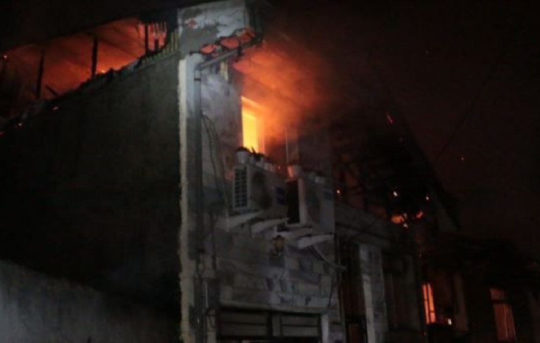 حریق ۲ مغازه و ۴ خانه در رشت