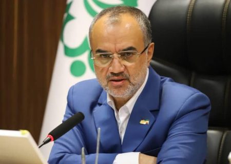 فقدان کمربندی و عدم توسعه معابر در رشت دغدغه شهروندان است/ بهره مندی از مشاورین توانمند وکارآمد در حوزه ترافیک/ توجه به مصوبه وزارت کشور پیرامون پارک های حاشیه ای
