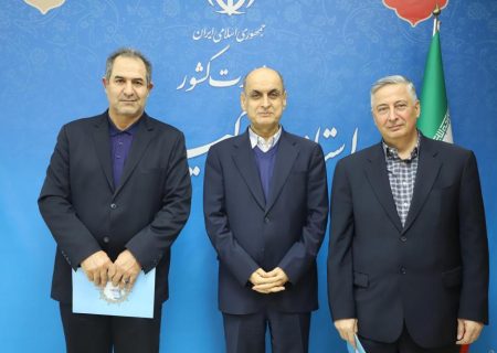 حمله کور اقلیت تمامیت خواه به مدیران ملی استانداری گیلان