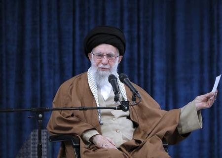 مذاکره با آمریکا ، هوشمندانه، عاقلانه و شرافتمندانه نیست