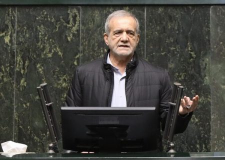 رئیس جمهوری برای نجات ایران تنها نخواهد ماند