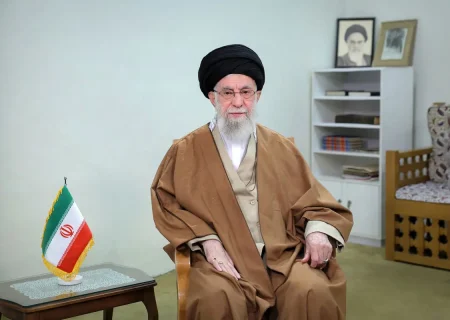 پیام نوروزی رهبر انقلاب به مناسبت حلول سال جدید/ سال ۱۴۰۴، سال «سرمایه گذاری برای تولید»