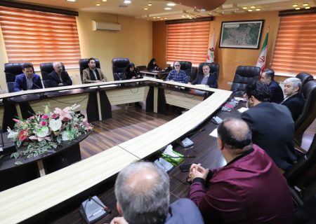  الکترونیکی کردن خدمات شهرداری رشت با هدف رفاه و کاهش هزینه های شهروندان / بی توجهی به درخواست شهروندان در سامانه ۱۳۷ موجب سلب اعتماد می شود