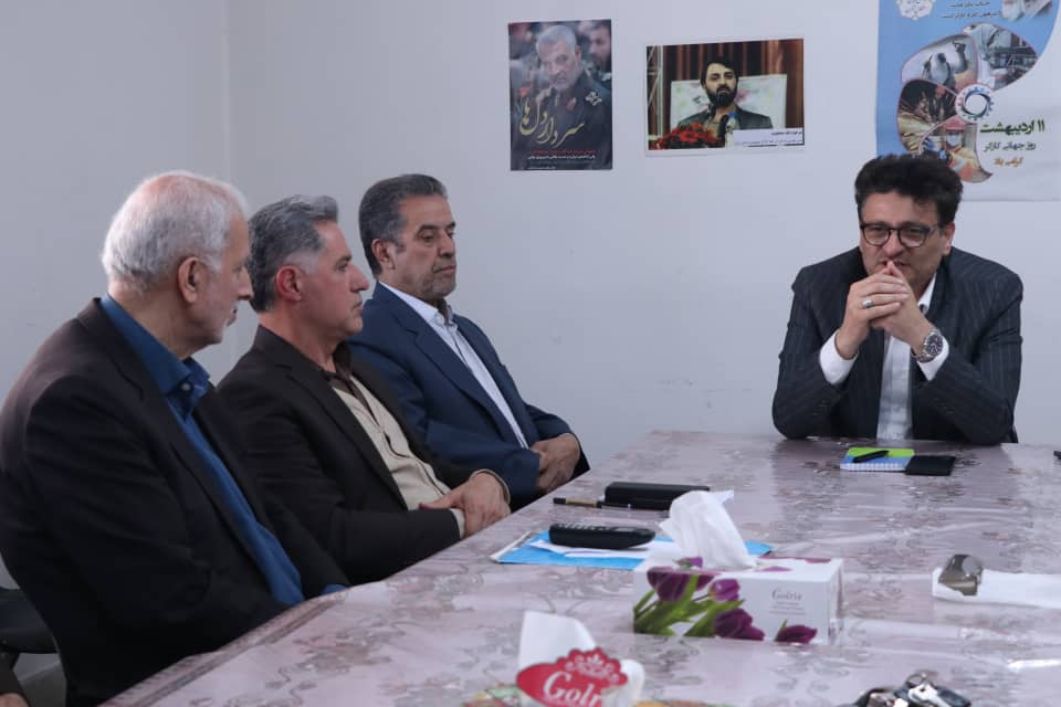 ابراز خرسندی تشکلات کارگری گیلان از افزایش ۴۵ درصدی دستمزد / ۵۸ درصد از کارگران گیلانی بیمه اجباری دارند / مجلس پیگیر تامین امنیت شغلی کارگران است
