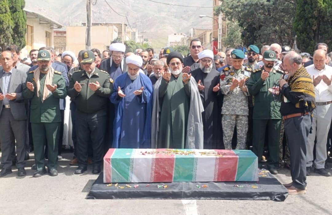 تشییع پیکر شهید گمنام در سالروز شهادت امام جعفر صادق ع در شهر منجیل برگزار شد