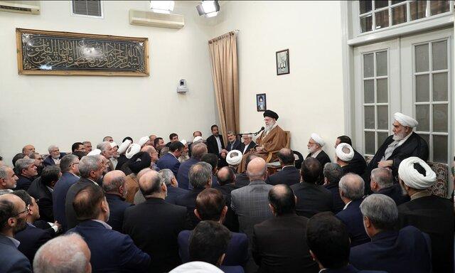 مسائل کشور را به گفت وگوها گره نزنیم/خطوط قرمز برای ما و طرف مقابل کاملاً روشن است