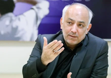 احتمال دیدار ترامپ و رهبری از احتمال جنگ بیشتر است؛ مقاله کیهان درباره ترور ترامپ از ترس توافق است