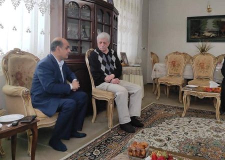 قدردانی استاندار گیلان از دبیر ریاضی دوران تحصیل به مناسبت روز معلم