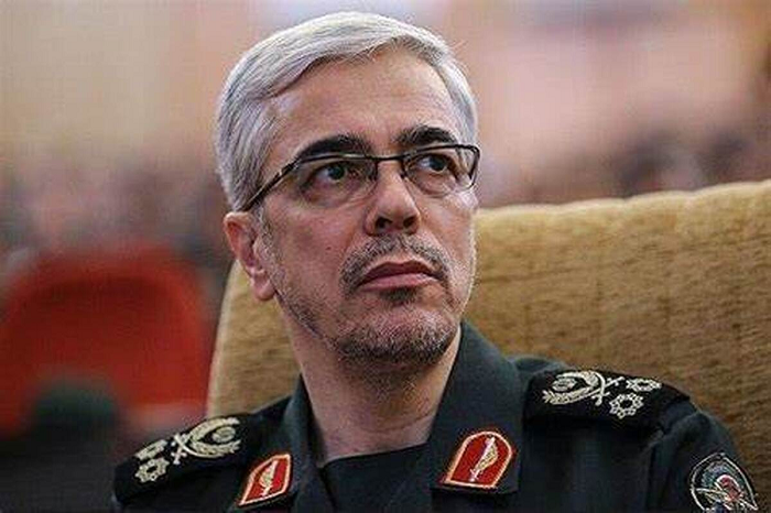 تصاویر مراسم خاکسپاری شهدای اقتدار ایران