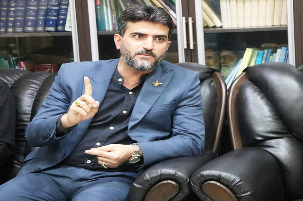 برخورداری گیلان از نویسندگان و شاعران برجسته کودک در غیاب ناشران تخصصی