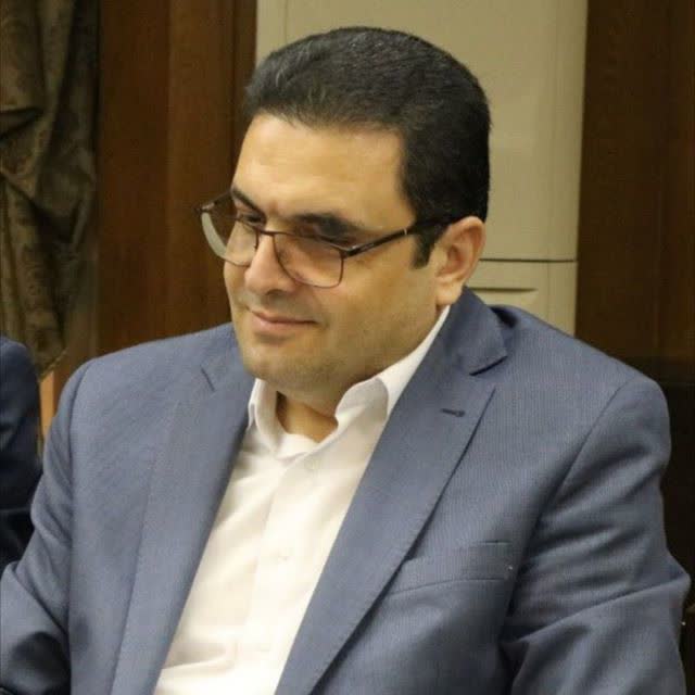 راه رفاه مردم در حمایت از جمهوری اسلامی ، پیروی از مقام معظم رهبری و شرکت در انتخابات میسر است , با  قهر  از  انتخابات و سخنانی که تنش را در جامعه ایجاد کند مخالفیم