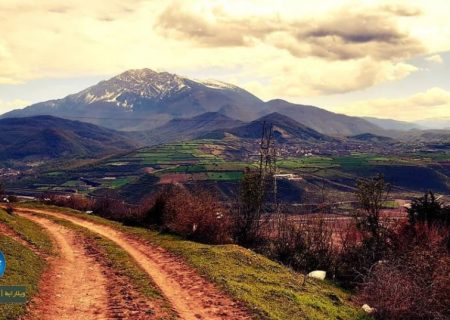 سهل انگاری و بی مبالاتی گردشگران و آسیب به محیط زیست در روستای گردشگری جمشید آباد رودبار