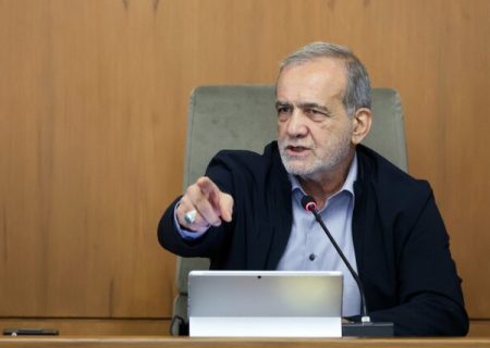 کشور برای مواجهه با هر شرایطی آماده است/معیشت مردم در کانون توجه دولت قرار دارد