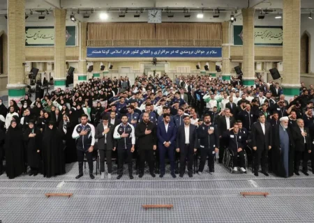 ایران عزیز ما و جوانانش، «مظهر امید» هستند
