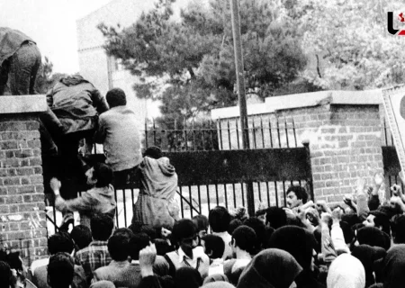 سیزدهم آبان؛ روز تبدیل قلم به تفنگ